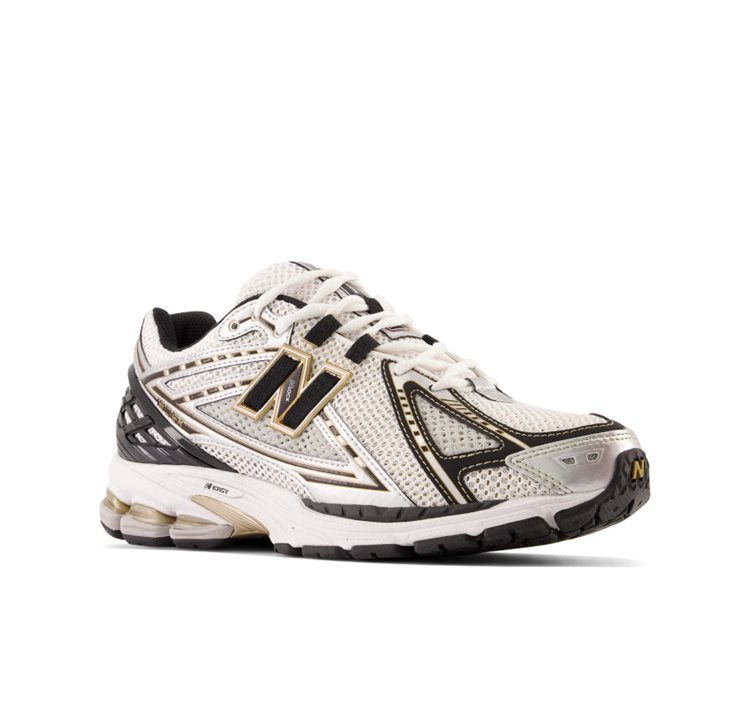 1906RA / NEW BALANCE / WHITE