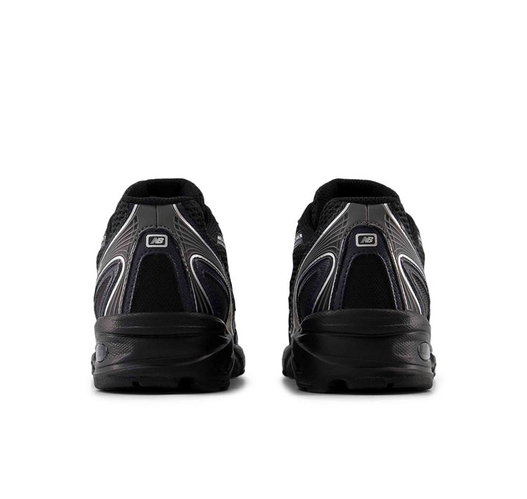 U740BM2 / NEW BALANCE