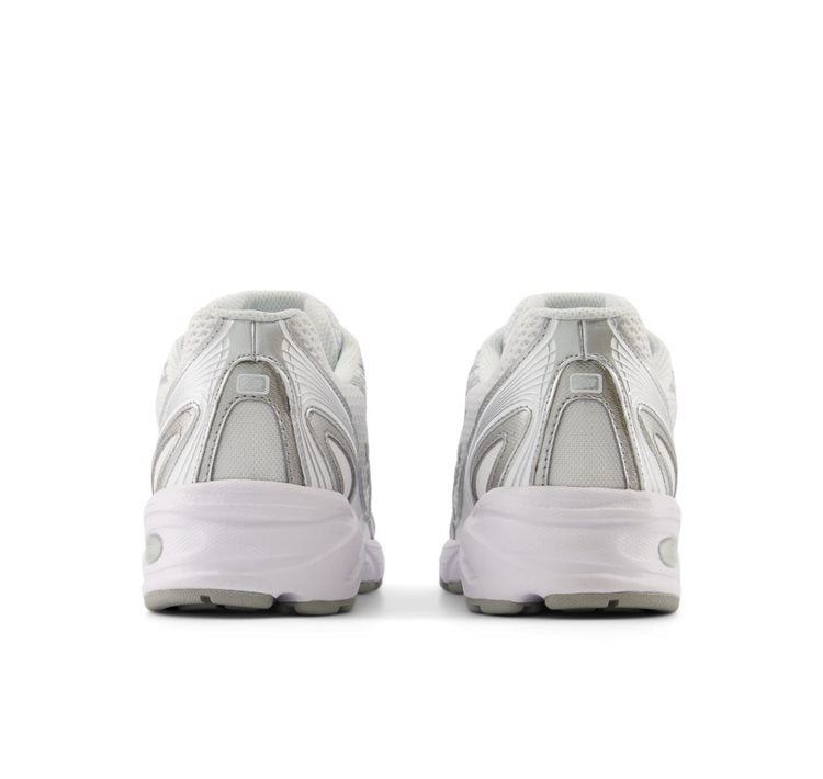 740WM2 / NEW BALANCE / White with Silver Metallic