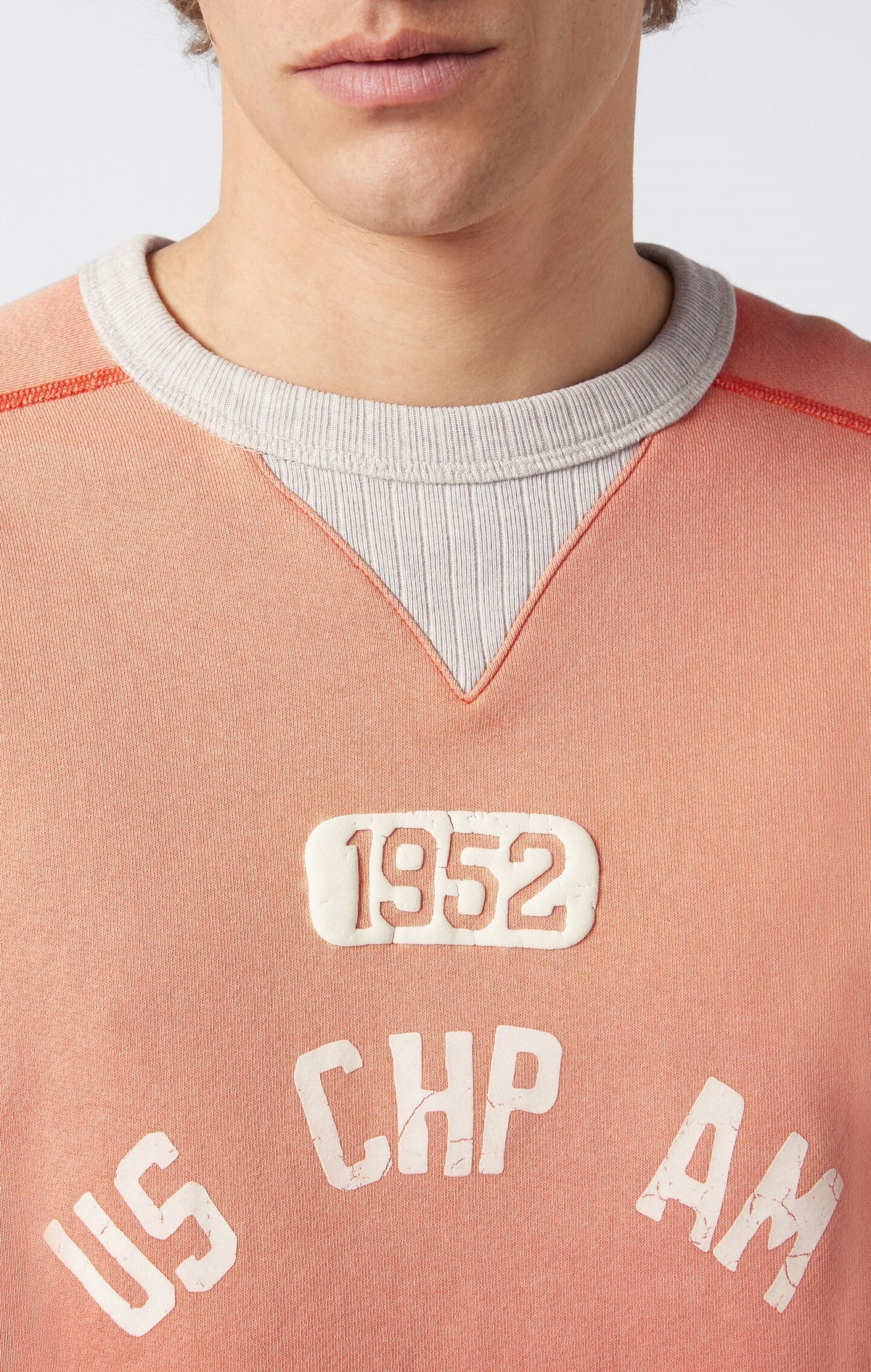 Archive Physical Education Crewneck / CHAMPION PINNACLE