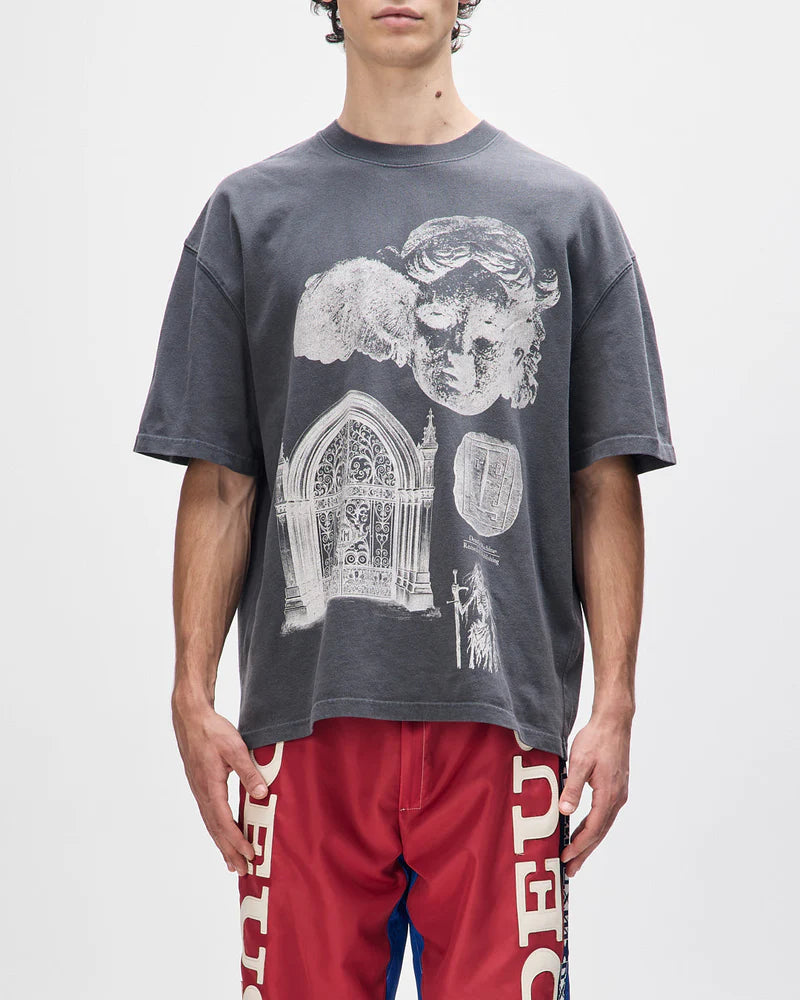 Invocation Tee / deus ex machina / anthracite