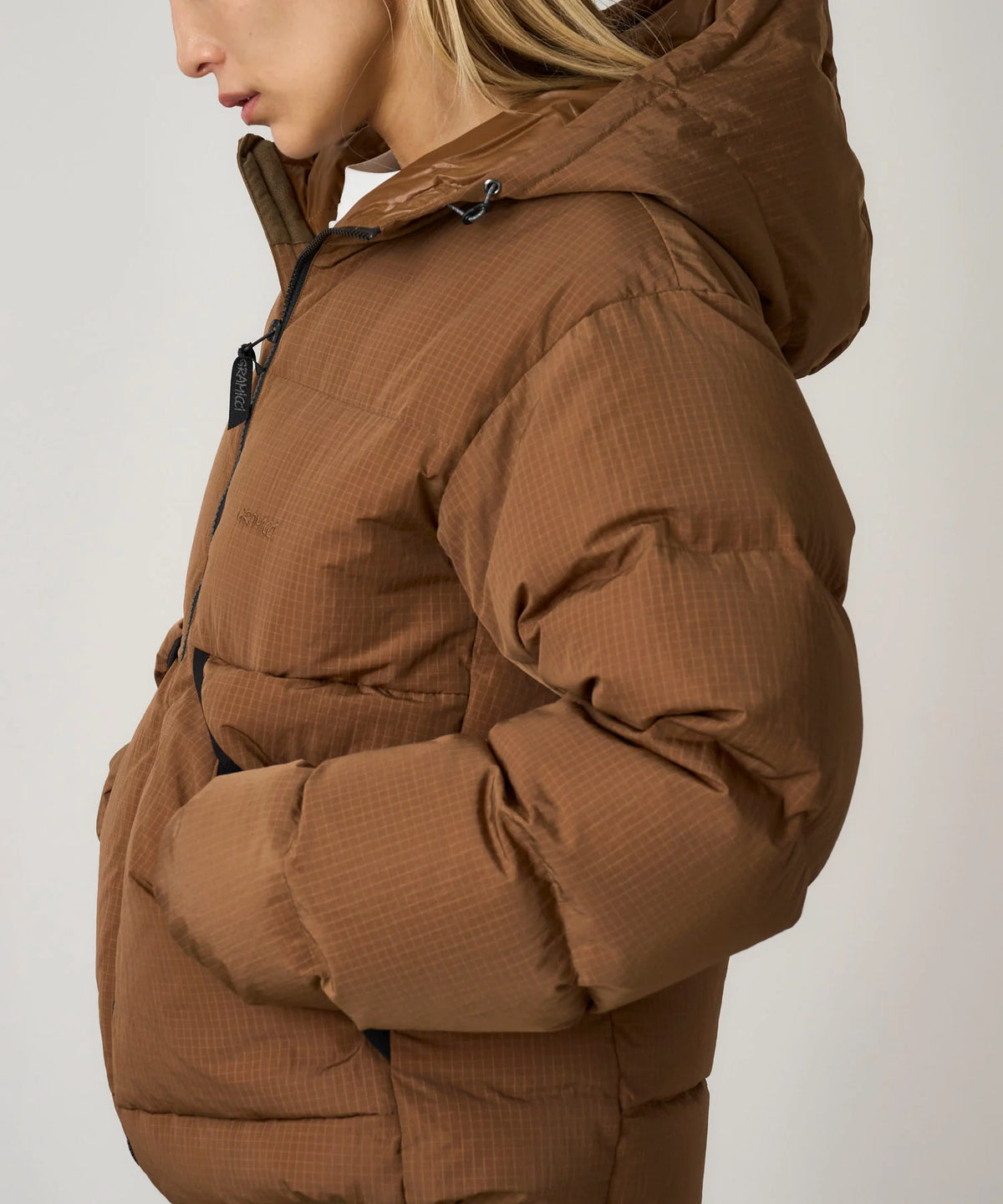 Down Puffer Hooded Jacket / GRAMICCI / BROWN