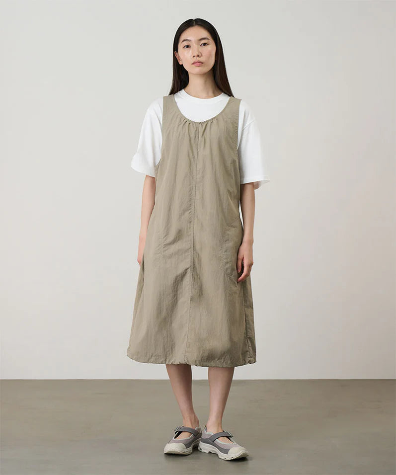 NYLON DRESS / gramicci / milk tea