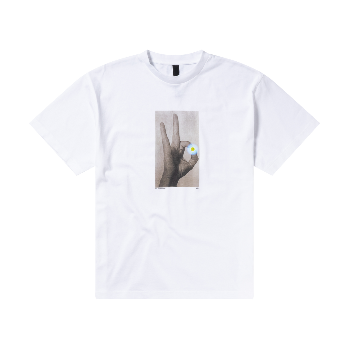 PILL SS TEE / no problemo / white
