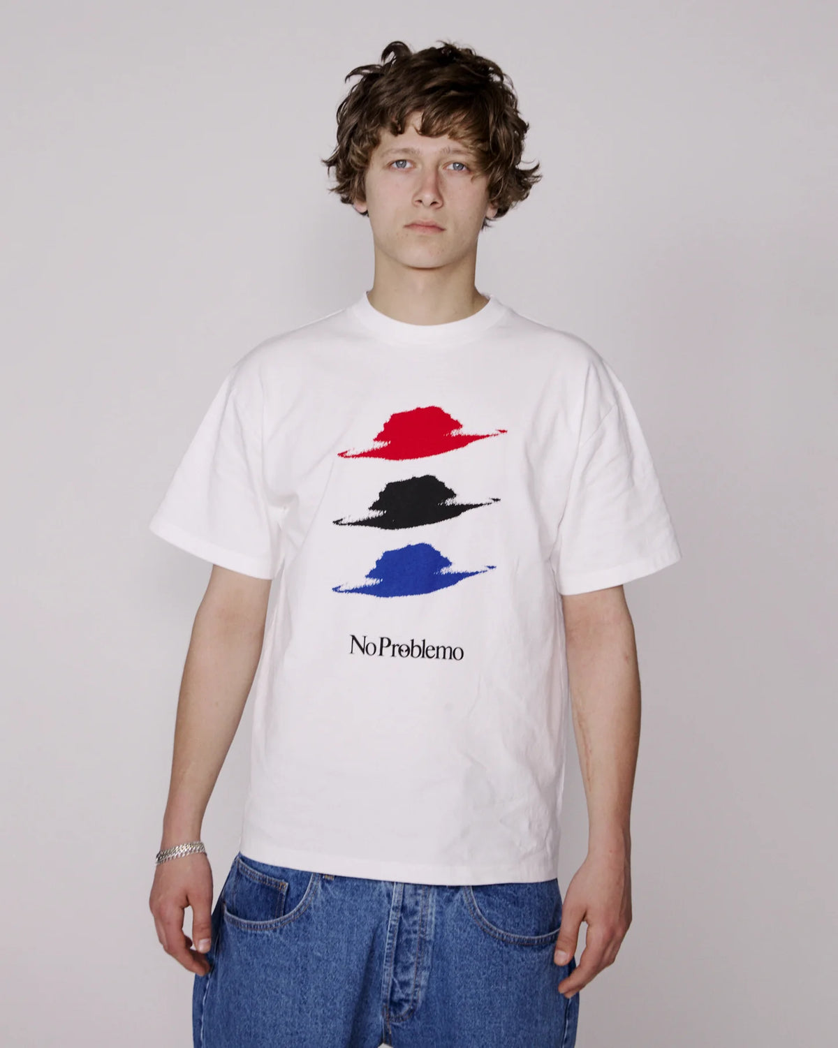 Wiley Ufo SS Tee / no problemo / white