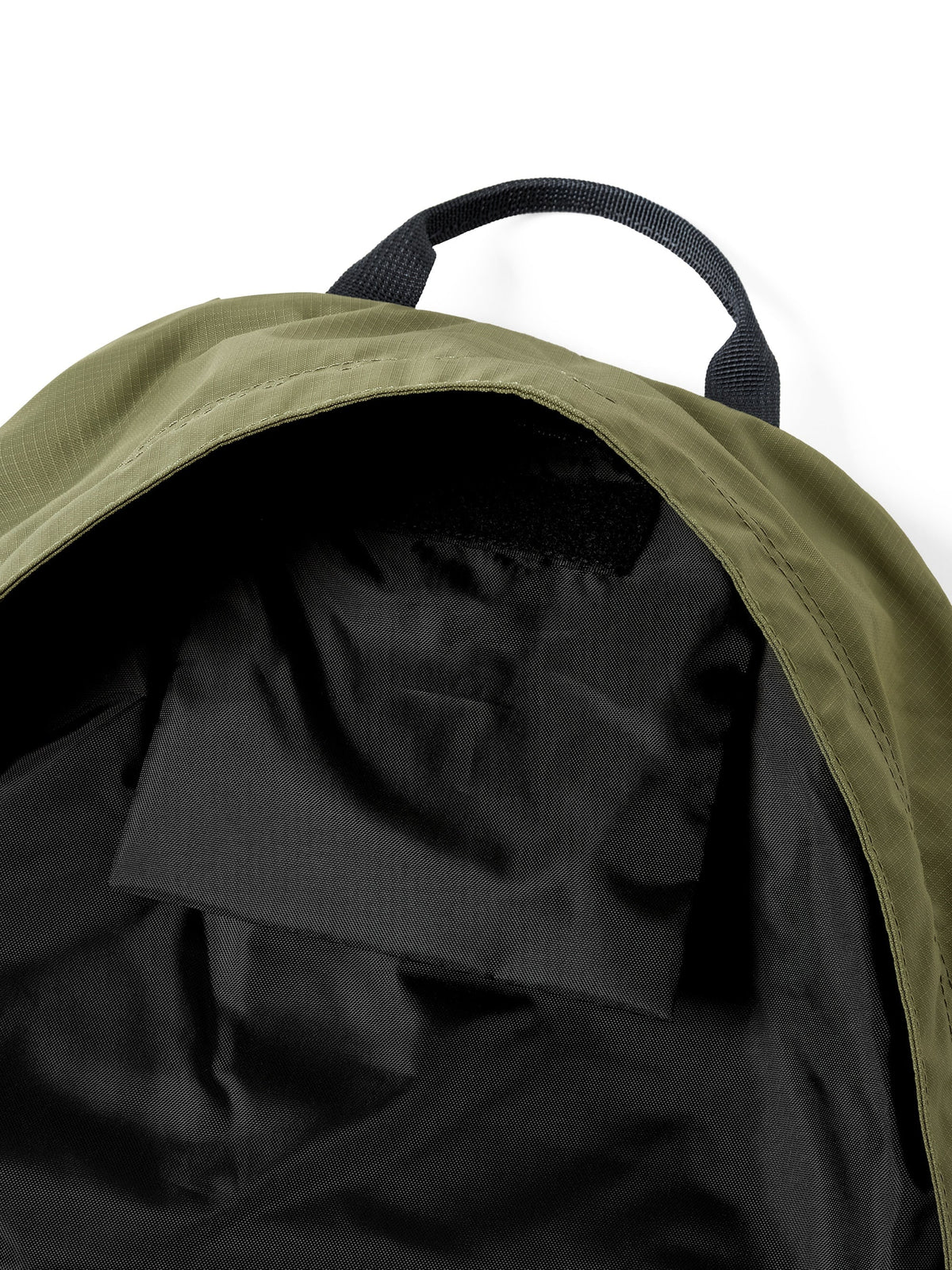 SP-Logo Field Backpack 28 Olive / thisisneverthat