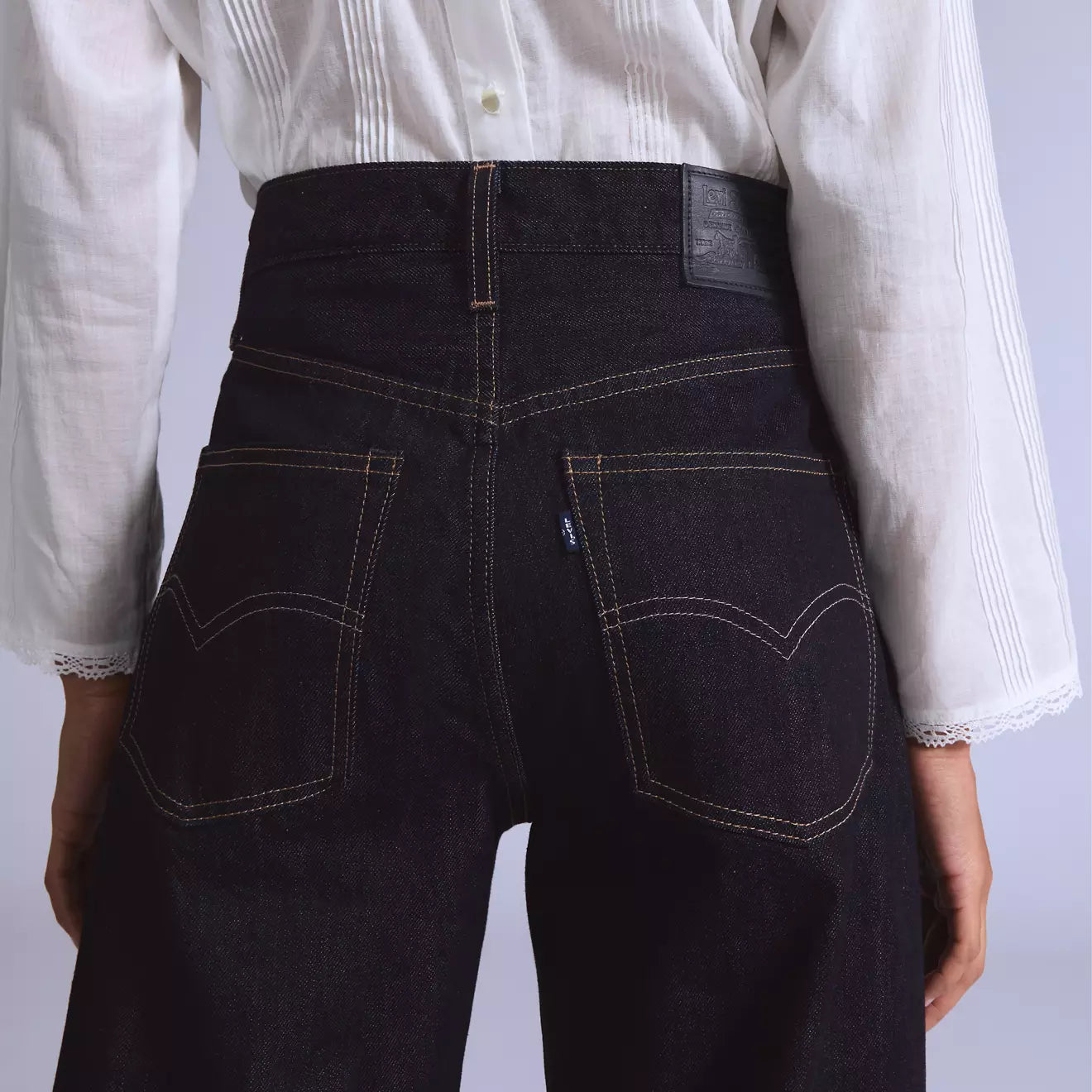 women's Drop Barrel Jeans / Levi's® Blue Tab™ / dark wash