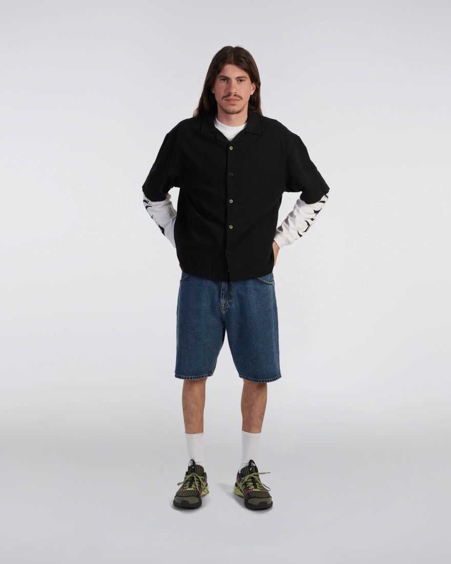 Gothic Shirt SS / edwin / black