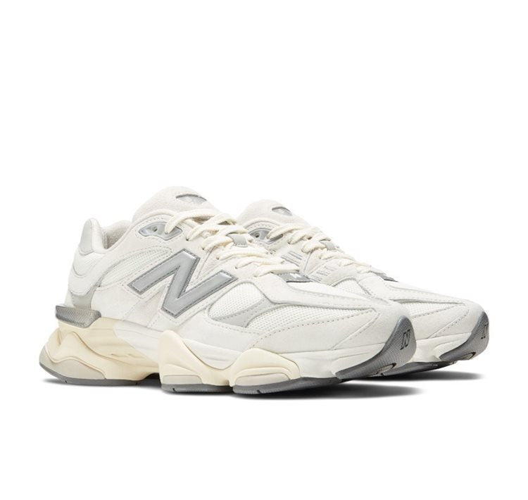 U9060ECA / NEW BALANCE / SEA SALT-METALLIC