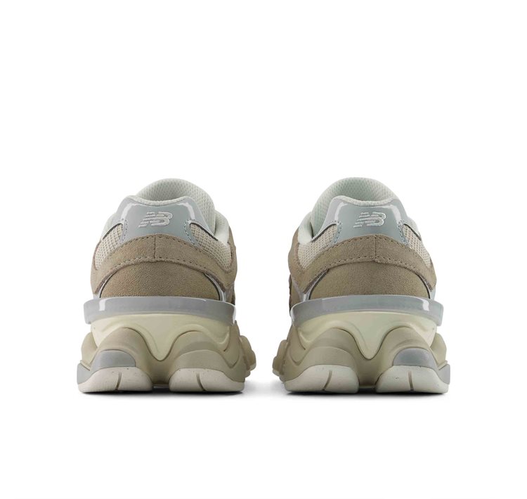 90608AP / NEW BALANCE /DRIFTWOOD with TIMBERWOLF
