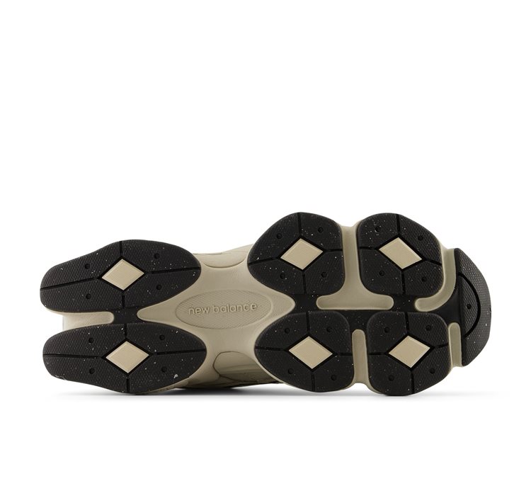 U906078T / NEW BALANCE