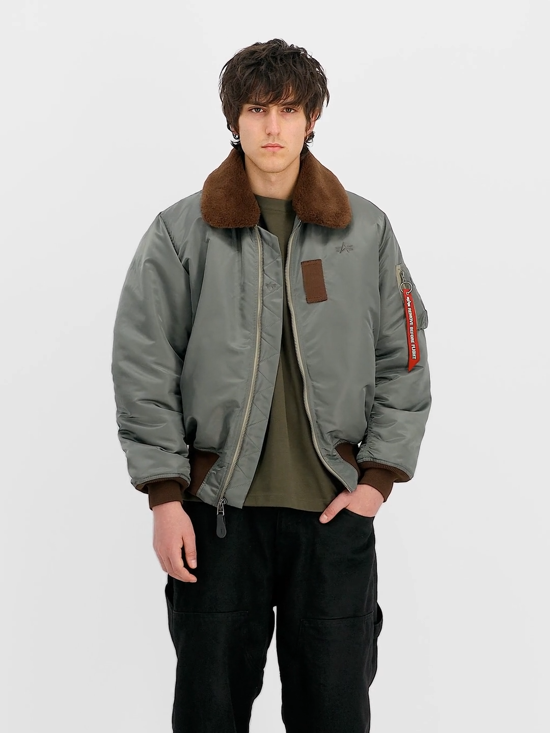 B-15 Intermediate Loose Bomber Jacket / alpha industries / vintage green