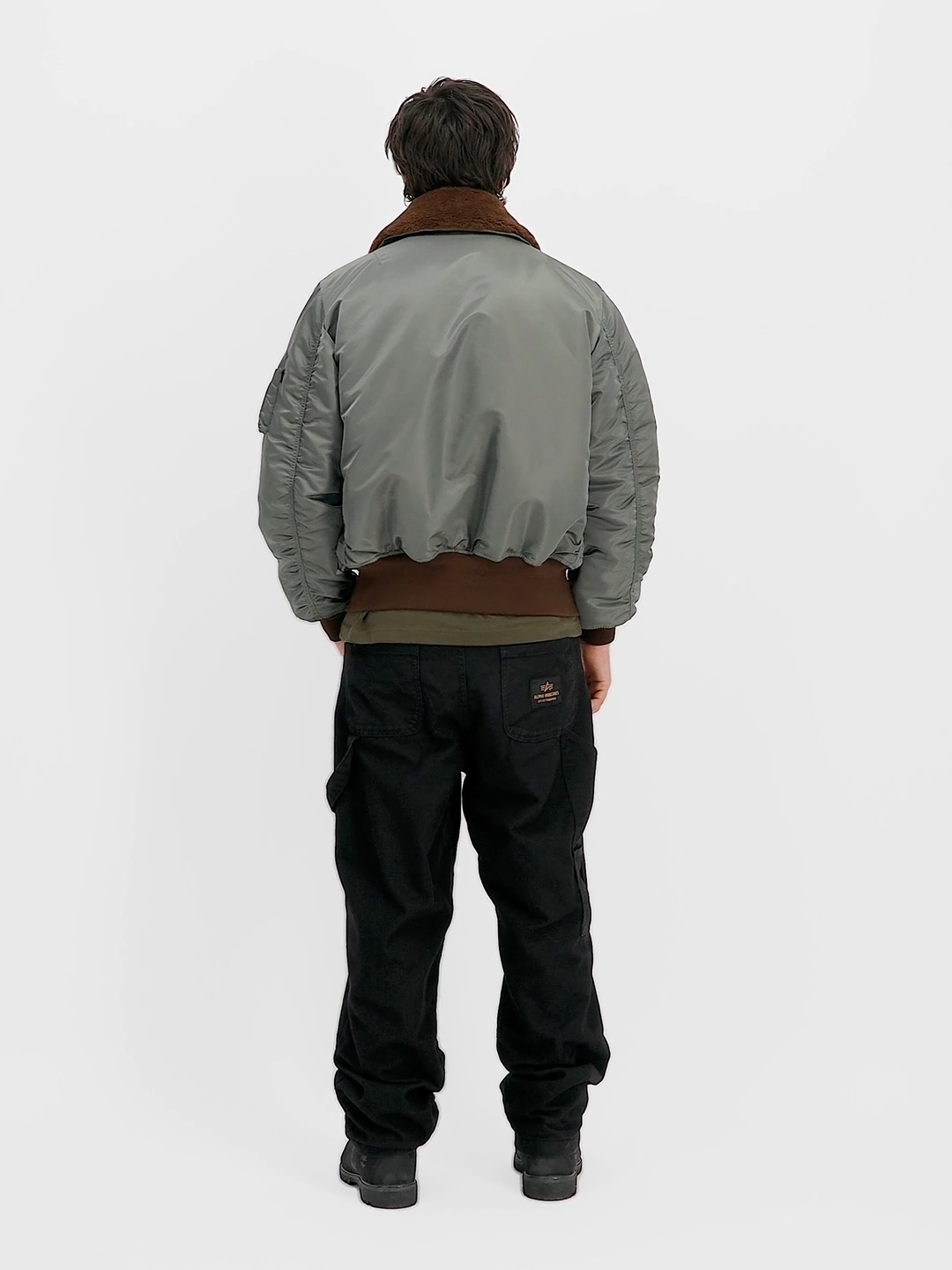 B-15 Intermediate Loose Bomber Jacket / alpha industries / vintage green